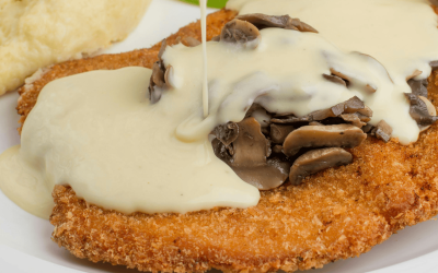 Cotoletta alla Milanese con crema di Parmigiano